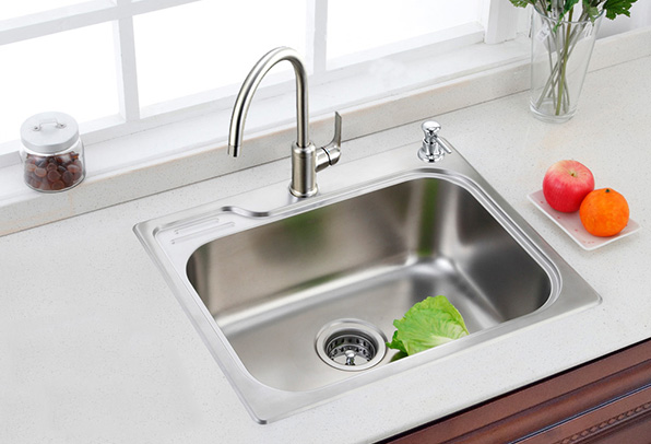 Vòi rửa bát Moen 60401SRS